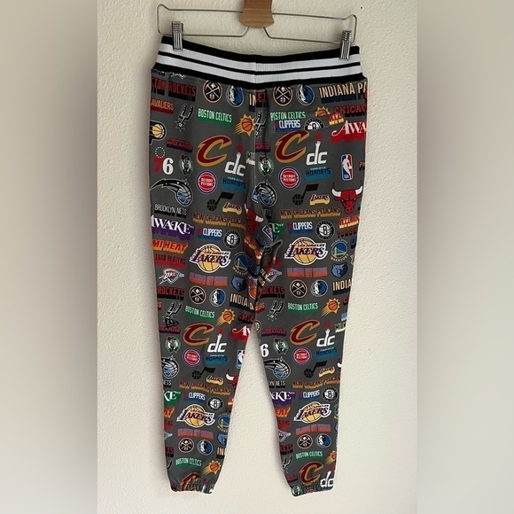 New Awake NY x New Era x NBA Sweatpant - Picture 9 of 9